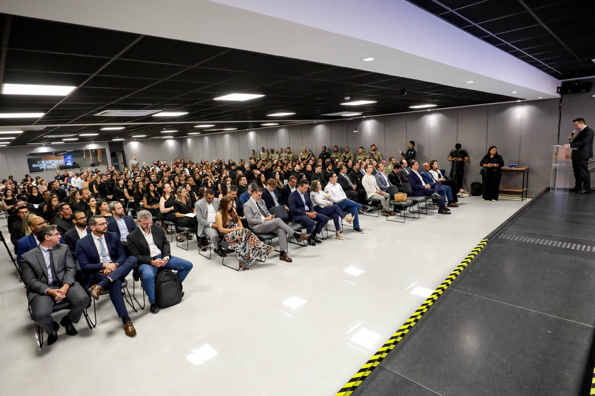 Polícia Civil dá posse a 124 novos investigadores e escrivães de Mato Grosso