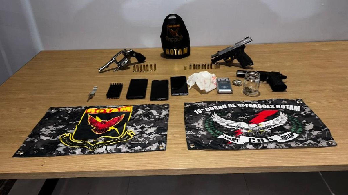 Integrantes de facção criminosa são presos com cocaína e armas de fogo em MT