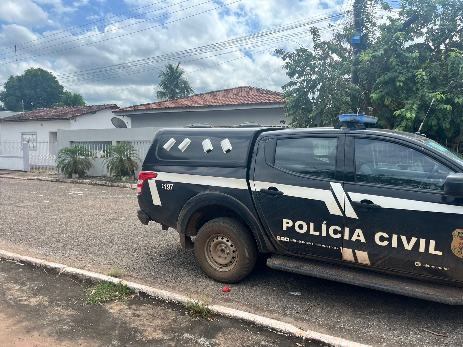 Polícia Civil cumpre dois mandados de busca e apreensão em Rosário Oeste