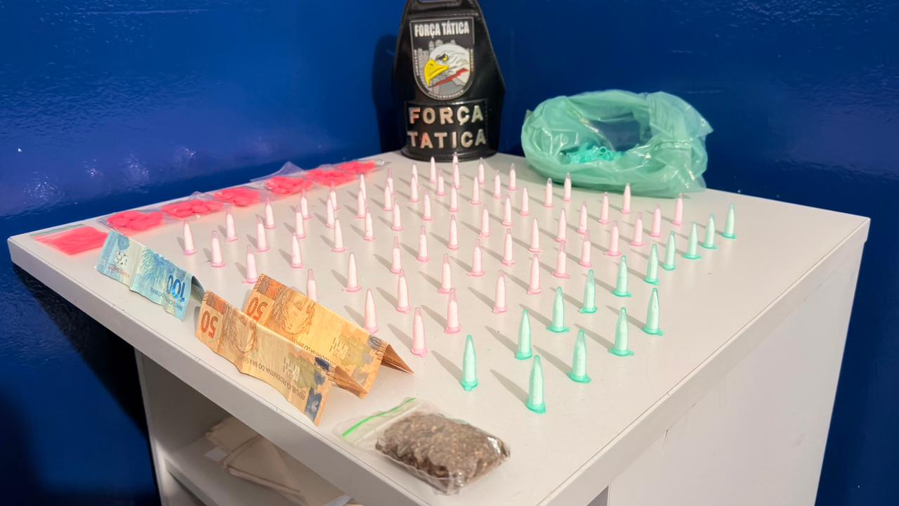 Força Tática apreende faccionado com 134 porções de drogas em Barra do Bugres