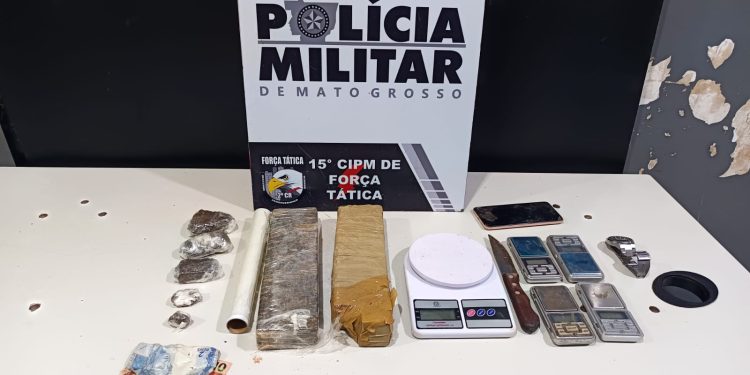 Força Tática prende homem com tabletes e porções de maconha em Várzea Grande