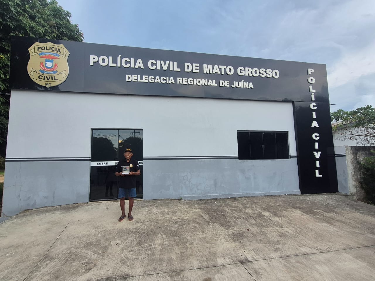 Polícia Civil celebra com história de dedicação de servidor aposentado