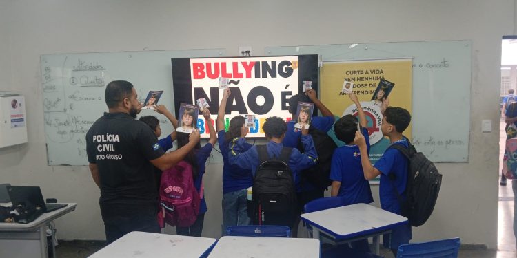 Polícia Civil leva debate sobre bullying, ciberbullying e radicalização misógina às escolas de Cuiabá