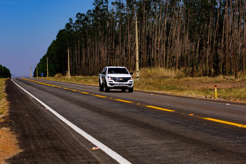 Governo licita R$ 410,2 milhões em obras de infraestrutura em 13 cidades de MT