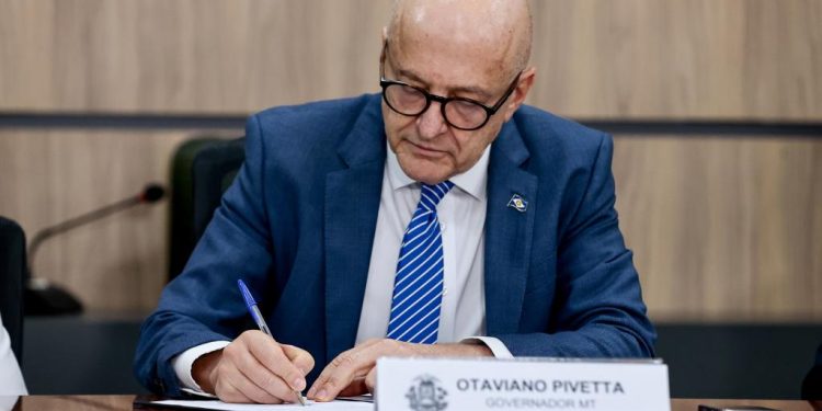 Mato Grosso assina acordo e passa a integrar sistema nacional de inteligência