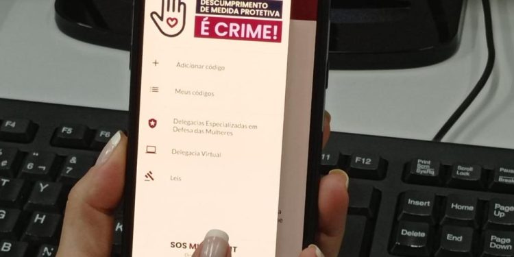 Vítimas de violência doméstica podem pedir medidas protetivas sem sair de casa