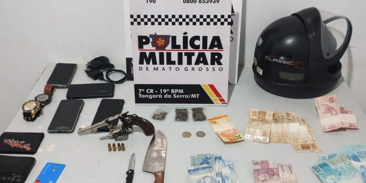Polícia Militar conduz quatro suspeitos e resgata três homens vítimas de sequestro e tortura