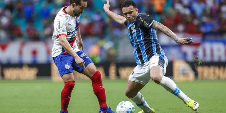 Bahia empata com o Grêmio e amplia sequência sem vitórias no Brasileirão