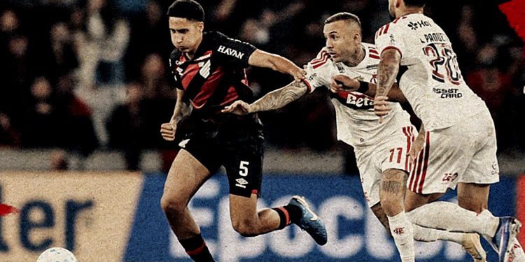 Flamengo empata com o Athletico-PR e chega pressionado para duelo com o Palmeiras