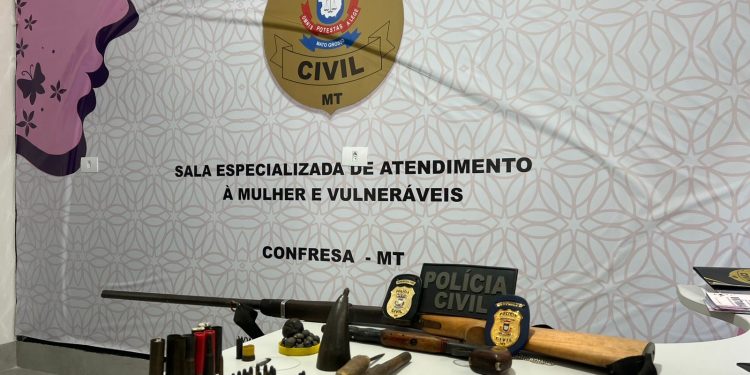 Polícia Civil prende homem e apreende armas e munições em propriedade rural de Confresa
