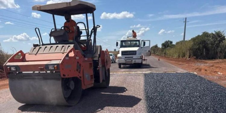 Governo de MT restaura rodovia que dá acesso até Canabrava do Norte