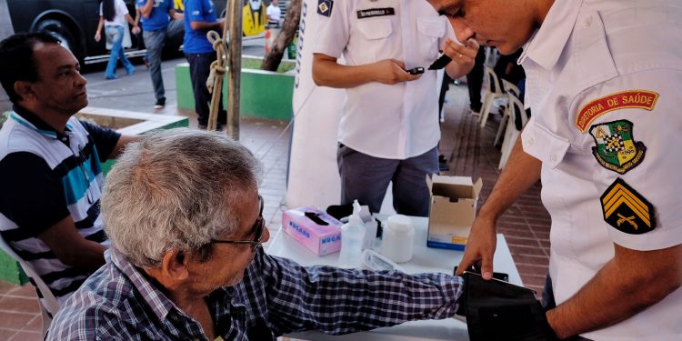 Polícia Militar realiza mutirão com atendimentos gratuitos à população em Cuiabá