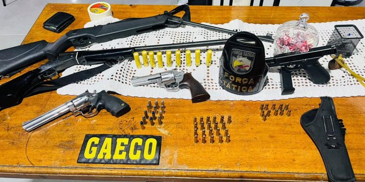 Força Tática apreende cinco armas de fogo e 74 munições durante abordagens em Sinop