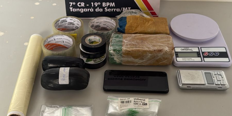 Polícia Militar prende duas mulheres por tráfico de drogas em Tangará da Serra