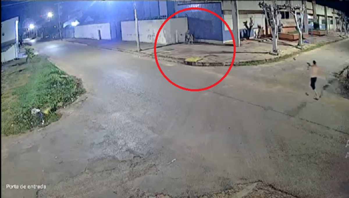 Vídeo – Sargento da PM evita estupro em rua de MT e prende agressor