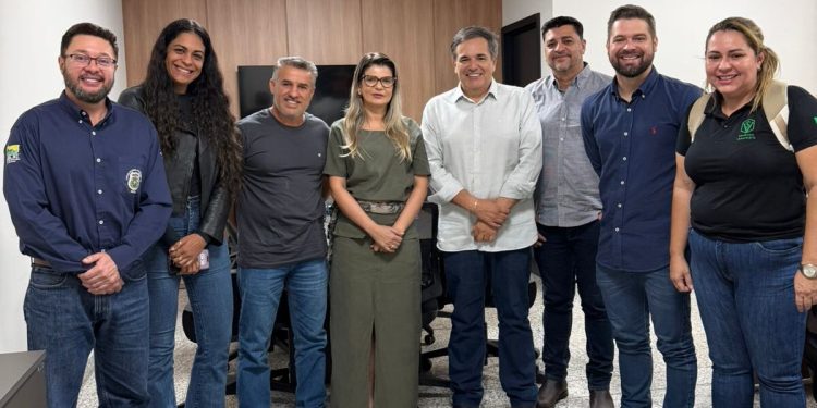 Moacir Couto articula reunião no INDEA para fortalecer setor frigorífico e impulsionar economia de Barra do Garças