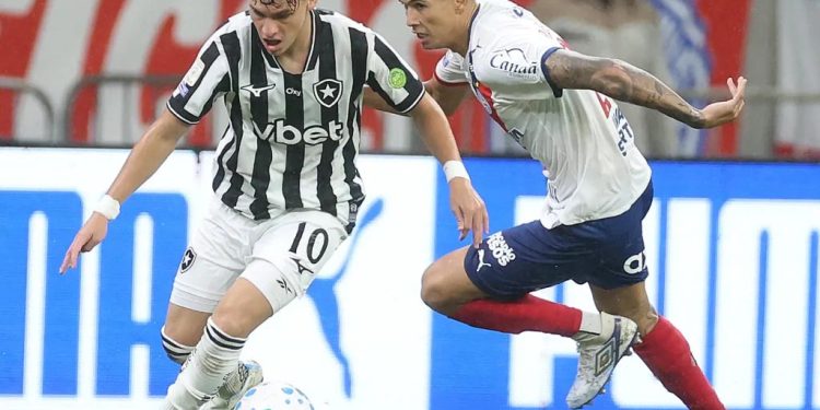 Bahia vence o Botafogo de virada na Fonte Nova e encerra jejum no Brasileirão