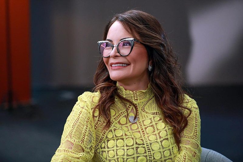 Virginia Mendes ganha força nas redes e se destaca entre pré-candidatas com pauta da defesa da mulher