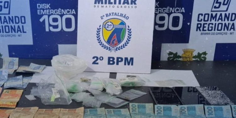 Procurado por tráfico é preso após ser flagrado manipulando cocaína em Barra do Garças