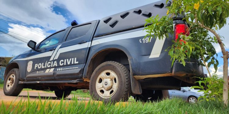 Polícia Civil cumpre mandado contra jovem por tráfico de drogas e associação para o tráfico