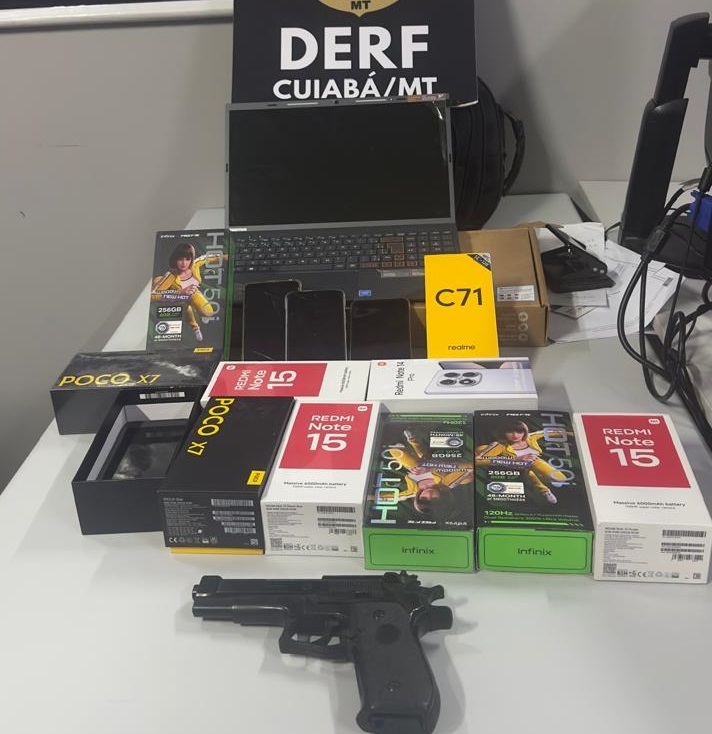 Polícia Civil prende suspeito que estava comercializando celulares furtados de loja na Capital