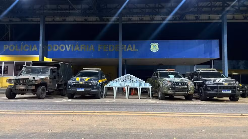 Mais de 80 quilos de ‘supermaconha’ escondidos em carga de algodão são apreendidos na BR-070