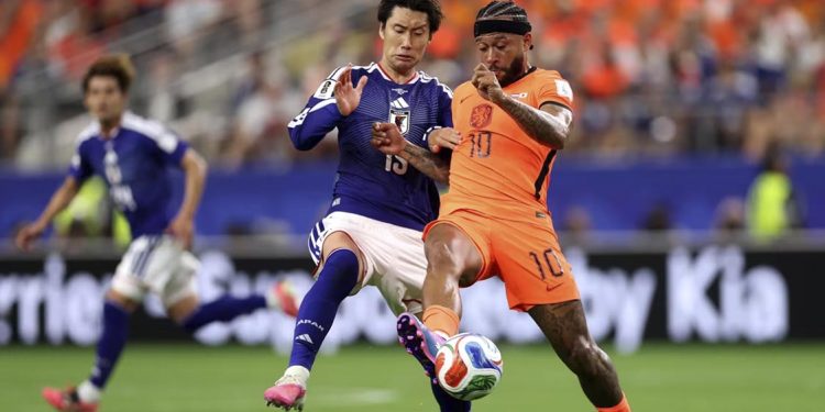 Holanda e Japão empatam em duelo eletrizante na Copa 