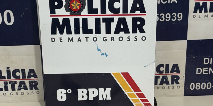Polícia Militar prende homem por tentar matar duas pessoas com golpes de faca