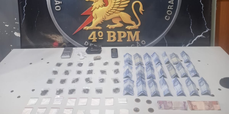 Força Tática prende mulher com porções de maconha e cocaína em Várzea Grande